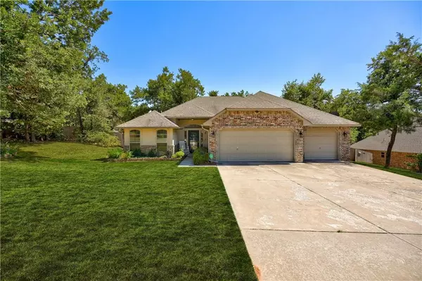 3886 Rock Dove Landing, Edmond, OK 73034