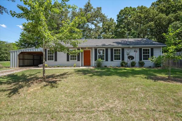 100 E Cate Street, Grand Saline, TX 75140