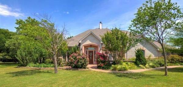 104 Oakcrest Hills Drive, Aledo, TX 76008