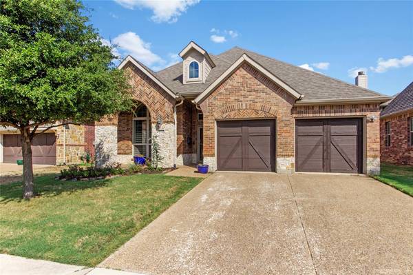 2705 Dover Drive, Lewisville, TX 75056