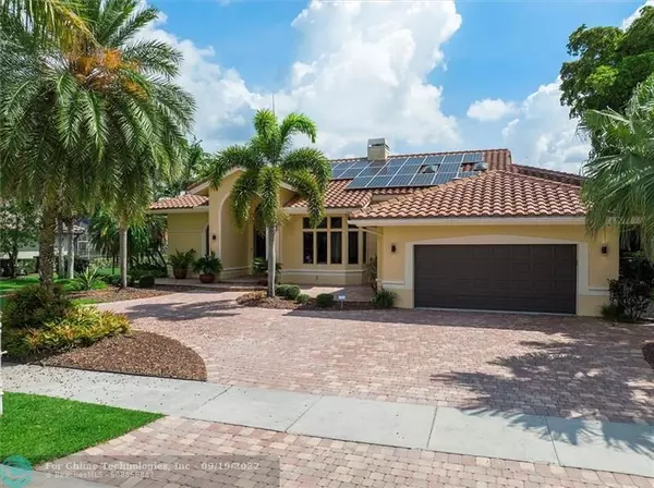 Weston, FL 33326,520 Coconut Cir