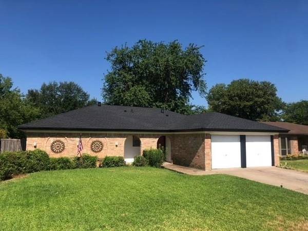 3119 Spring Grove Drive, Bedford, TX 76021