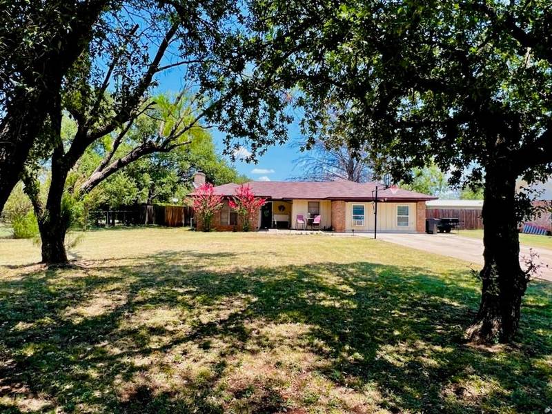 129 Mitsy Lane, Early, TX 76802