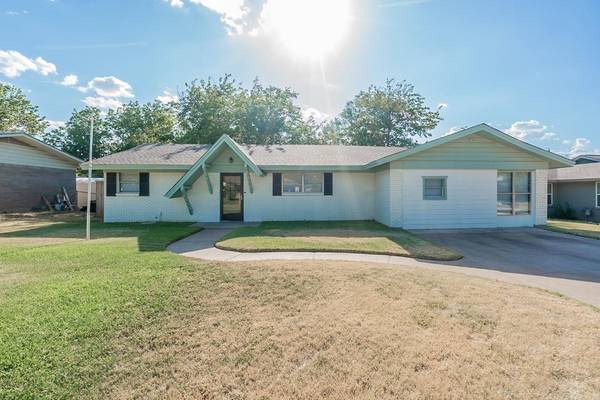 1214 John Reagan Street, Benbrook, TX 76126