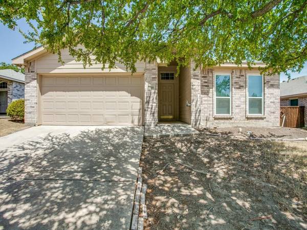 1009 Dixon Lane, Denton, TX 76207