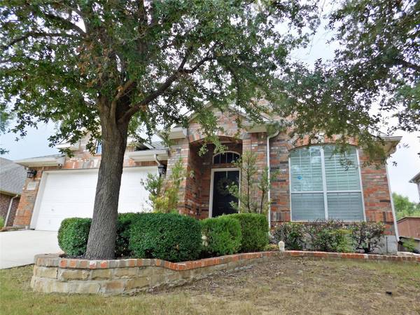 2325 Sunshine Drive, Little Elm, TX 75068