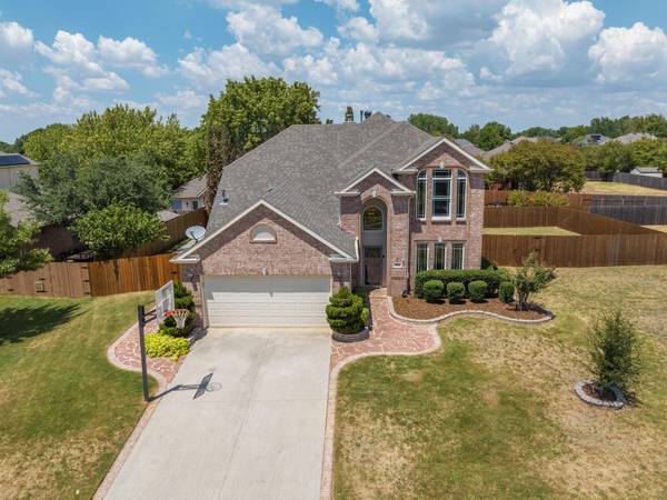 314 White Oak Drive, Lake Dallas, TX 75065