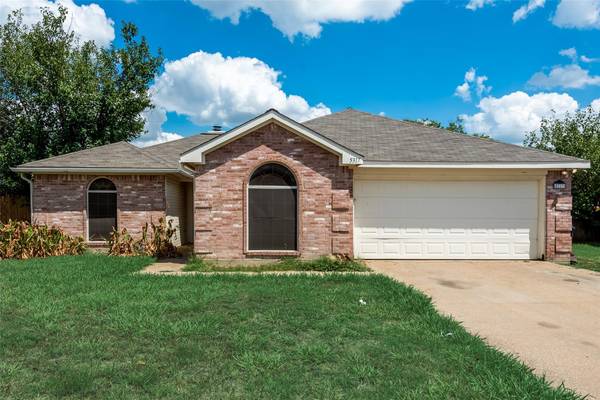 5317 Whiting Way, Denton, TX 76208