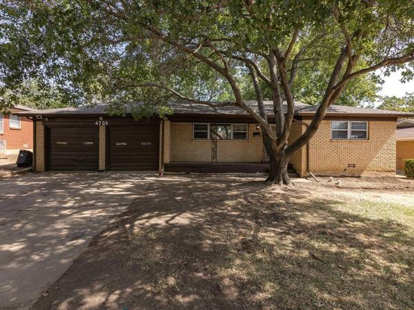 4709 Nadine Drive, Haltom City, TX 76117