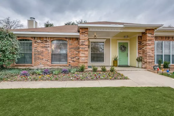 3005 Hilltop Drive, Euless, TX 76039