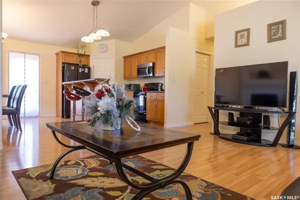 115 Overholt CRESCENT, Saskatoon, SK S7N 4S9