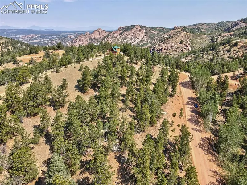 491 VINDICATOR DR, Cripple Creek, CO 80813