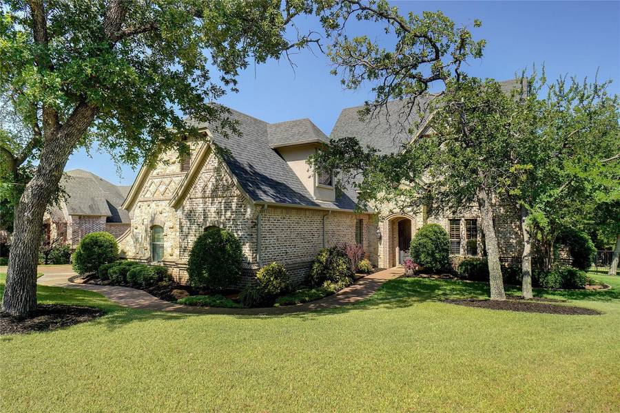 1627 Waterwood Drive, Keller, TX 76248