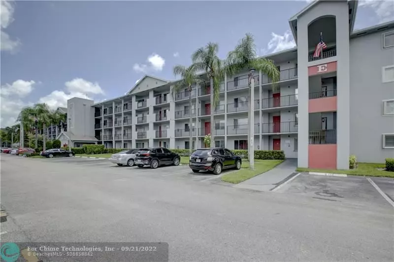 801 SW 138th Ave  #102 E, Pembroke Pines, FL 33027