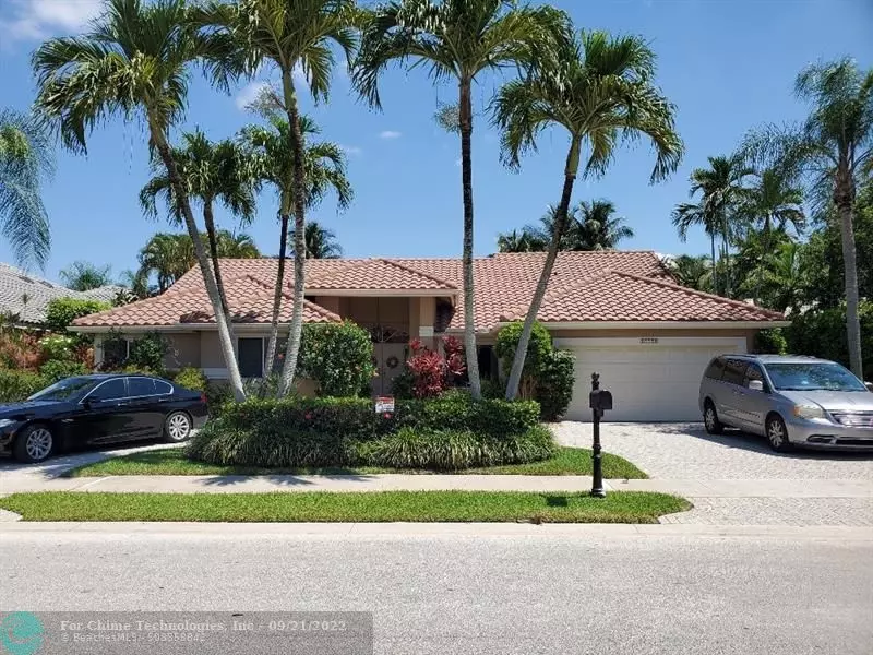 10071 NW 7th St, Plantation, FL 33324