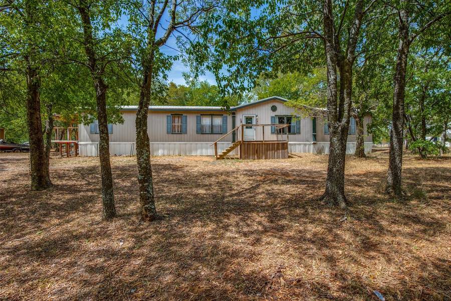 2409 Gills Crossing Court, Alvarado, TX 76009