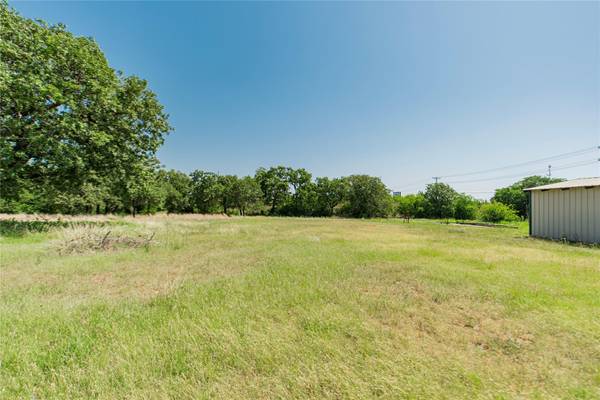 106 Rock Hill Road, Bowie, TX 76230