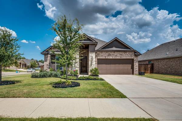 3601 Worthington Drive, Midlothian, TX 76065