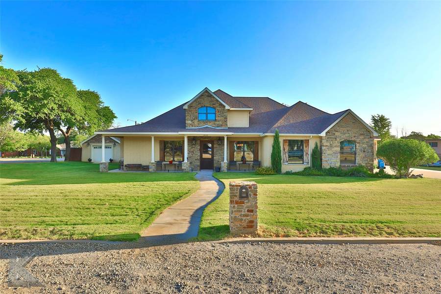 313 Paisano Drive, Clyde, TX 79510