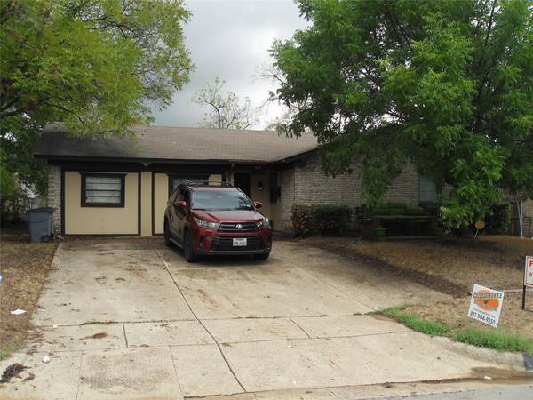 109 Windward Way, Euless, TX 76040