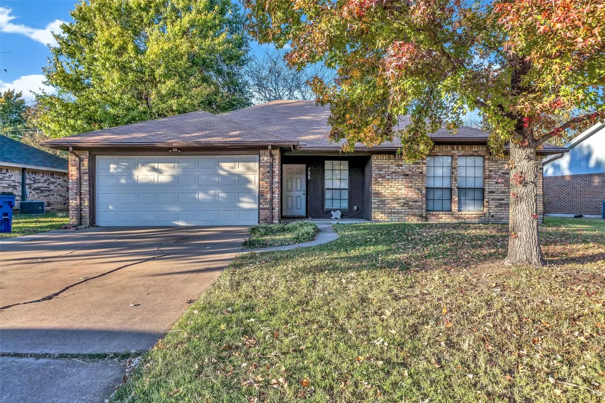 Burleson, TX 76028,708 Judith Street