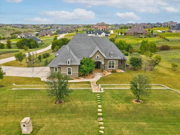 12556 Bella Vino Drive, Fort Worth, TX 76126