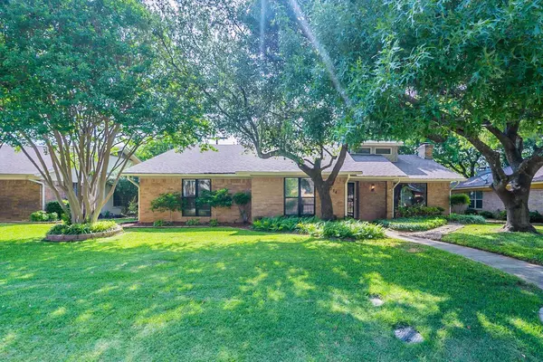 4714 Ridgeline Drive, Arlington, TX 76017