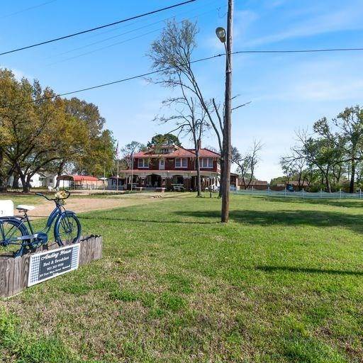 207 Main Street, Malakoff, TX 75148