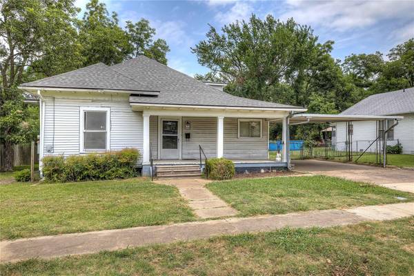 504 W Main Street, Honey Grove, TX 75446