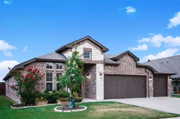 2549 Weatherford Heights Drive, Weatherford, TX 76087