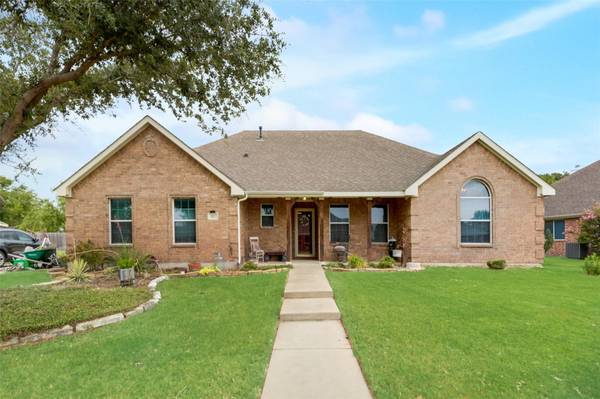 112 Chinaberry Trail, Forney, TX 75126