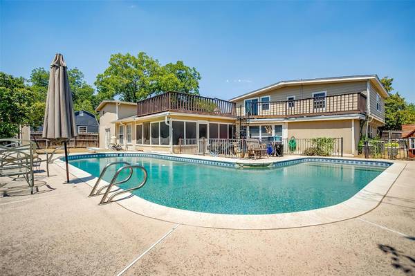 3820 Cresthill Road, Benbrook, TX 76116