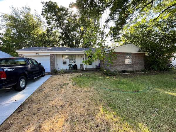 4206 Modlin Street, Mesquite, TX 75150