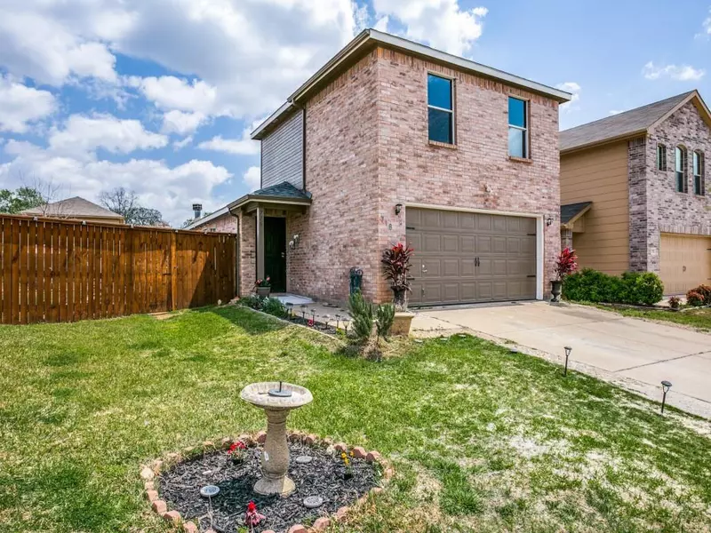 716 River Hill Lane, Fort Worth, TX 76114