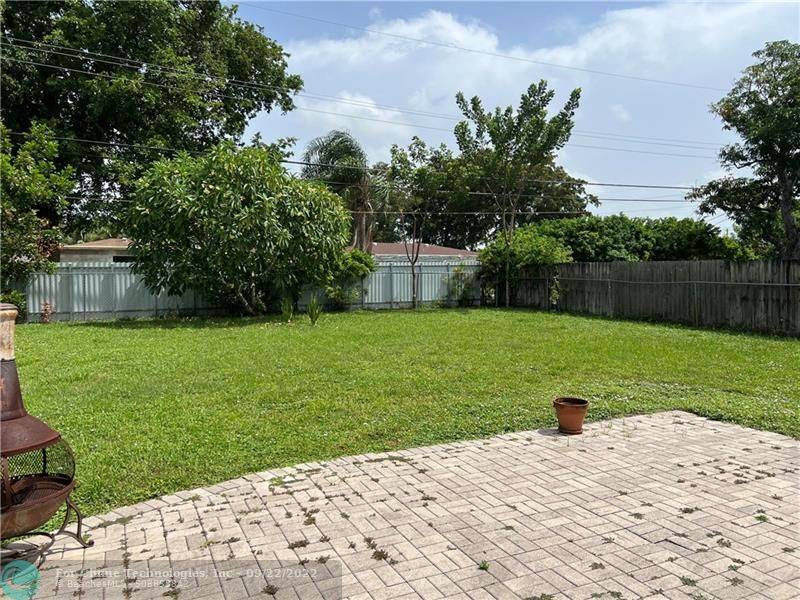 Hollywood, FL 33023,5613 Jefferson St