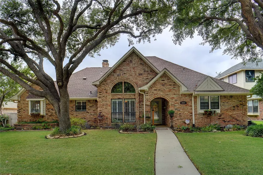 2823 Cambridgeshire Drive, Carrollton, TX 75007