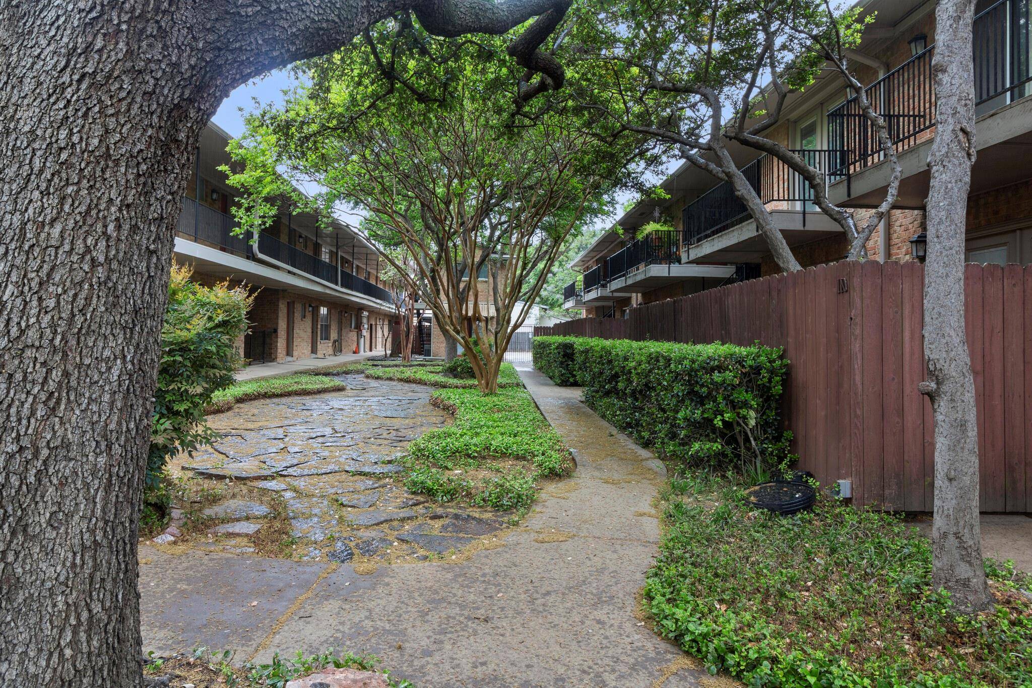 4211 Newton Avenue #210,  Dallas,  TX 75219