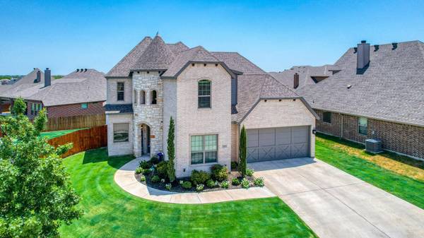 836 Sunflower Court, Aledo, TX 76008