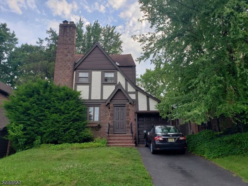 Clifton City, NJ 07012,685 Allwood Rd