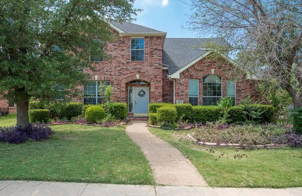 7413 Maplewood Drive, Rowlett, TX 75089