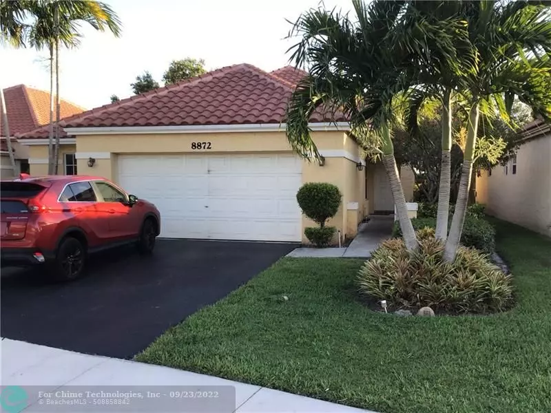 8872 Lake Park Cir, Davie, FL 33328