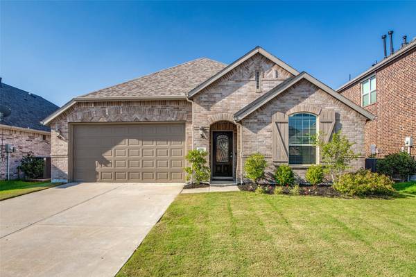 1728 Outpost Creek Lane, Aubrey, TX 76227