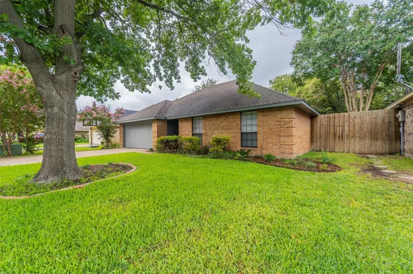 1007 N Fannin Street, Rockwall, TX 75087