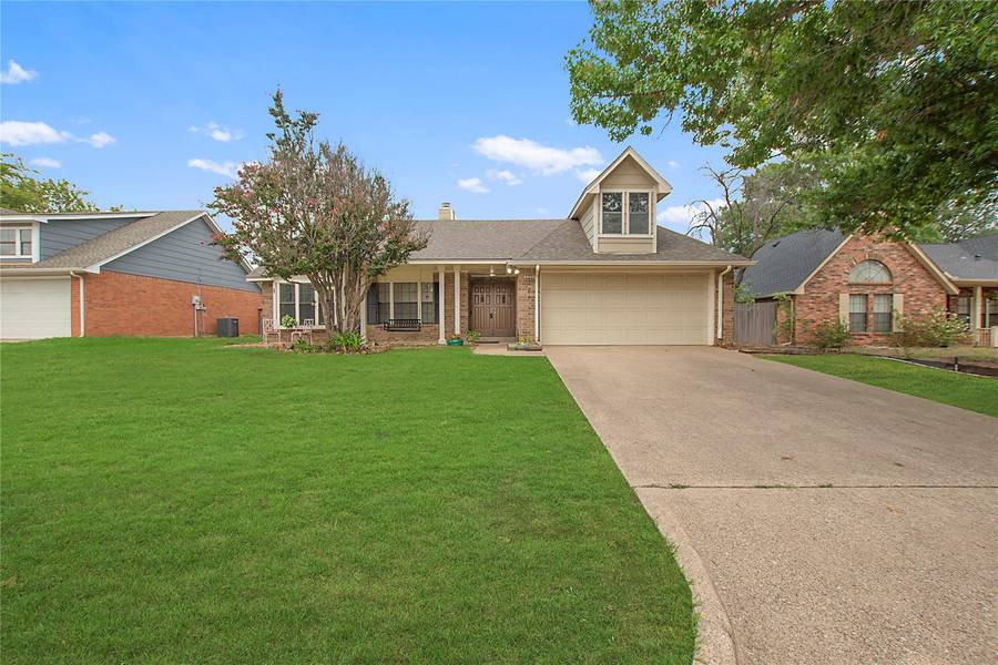 3504 Fairview Drive, Corinth, TX 76210