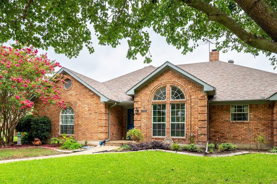 2551 Blackberry Drive, Richardson, TX 75082