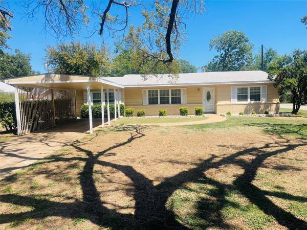 2008 12th Street, Brownwood, TX 76801