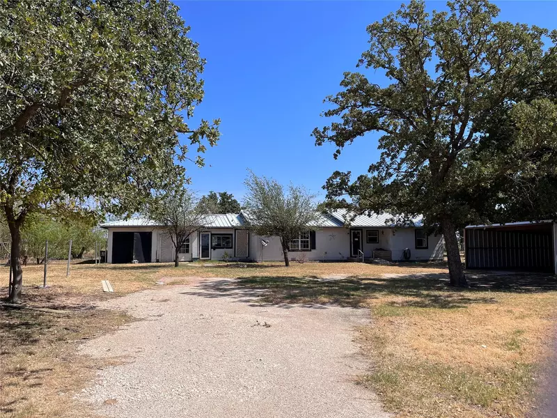 410 N Access Road W, Clyde, TX 79510