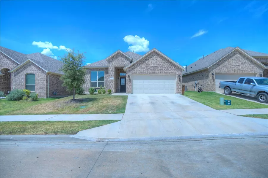 5929 Dunnlevy Drive, Fort Worth, TX 76179