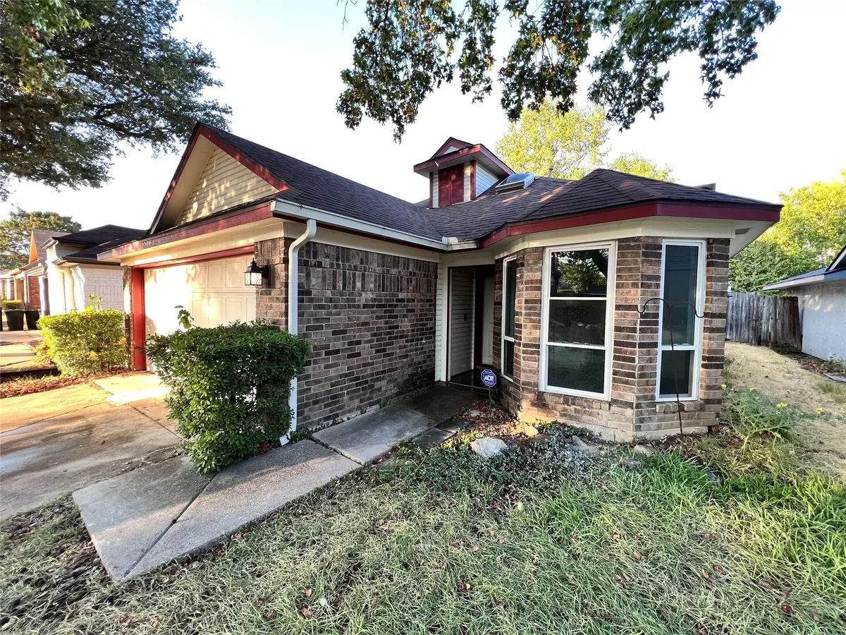 Mesquite, TX 75150,5500 Village Green Drive