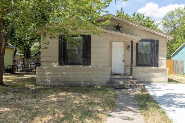 305 Bryan Street, Weatherford, TX 76086